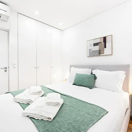 Guestready - Blossom Mosaic Marigold Apartment