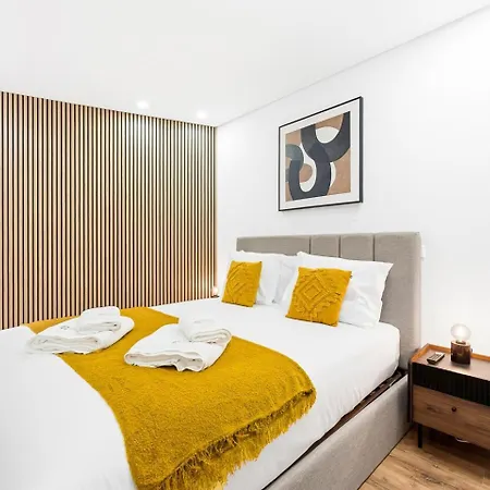 Guestready - Blossom Mosaic Marigold Apartment *