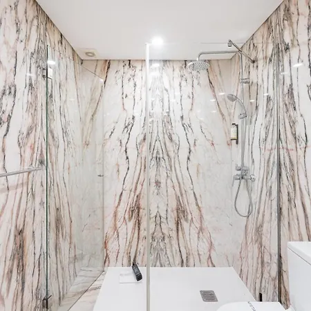 Guestready - Blossom Mosaic Marigold Apartment Lejlighed Porto