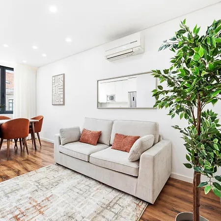 Guestready - Blossom Mosaic Marigold Apartment