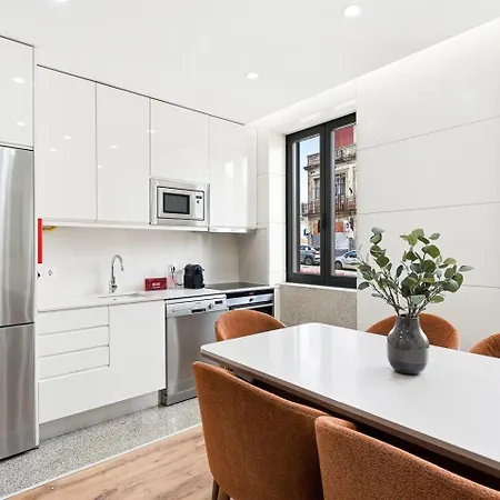 Guestready - Blossom Mosaic Marigold Apartment *