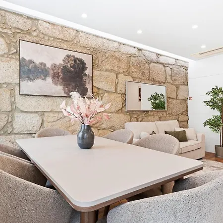 Guestready - Blossom Mosaic Marigold Apartment * Oporto
