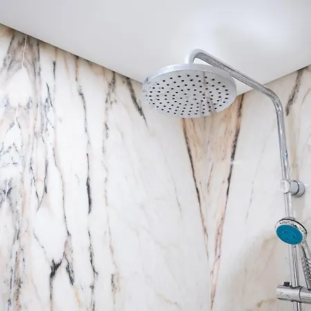 Guestready - Blossom Mosaic Marigold Apartment Porto
