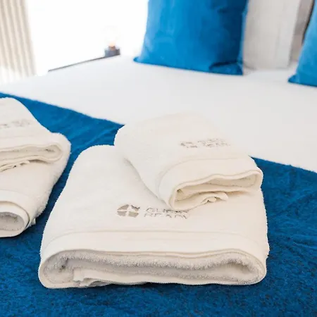 Guestready - Blossom Mosaic Marigold Apartment *