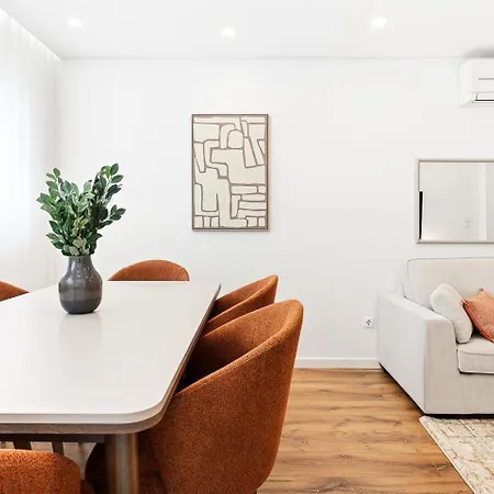 Guestready - Blossom Mosaic Marigold Apartment